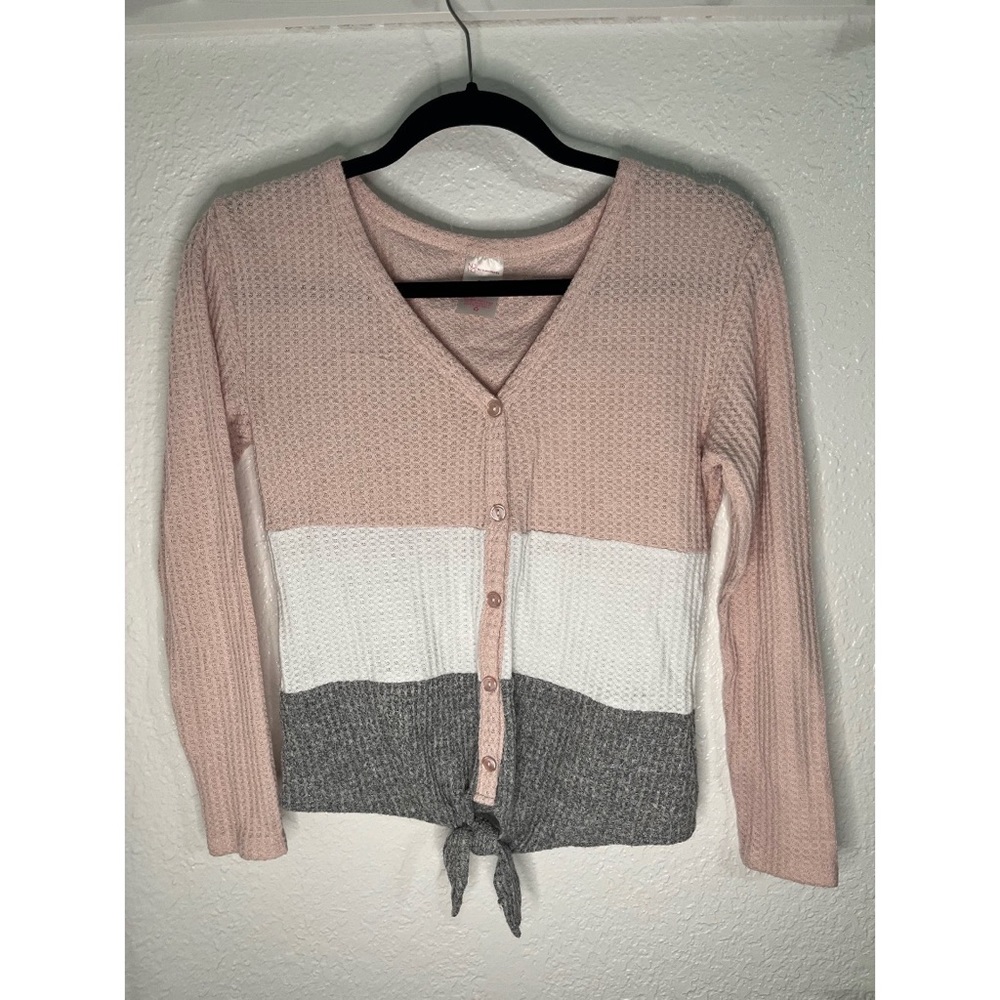 Pink grey and white top side S